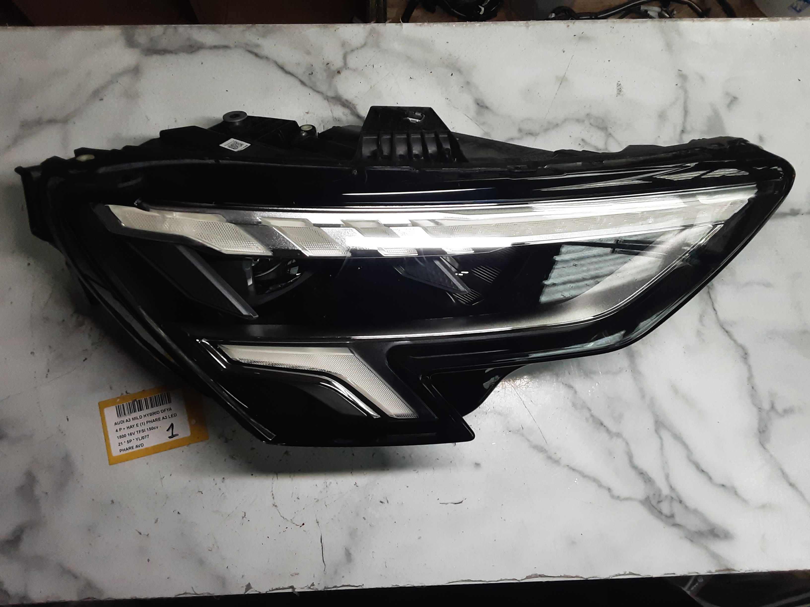 KOPLICHT VOOR RECHTS Audi A3 5D/20+