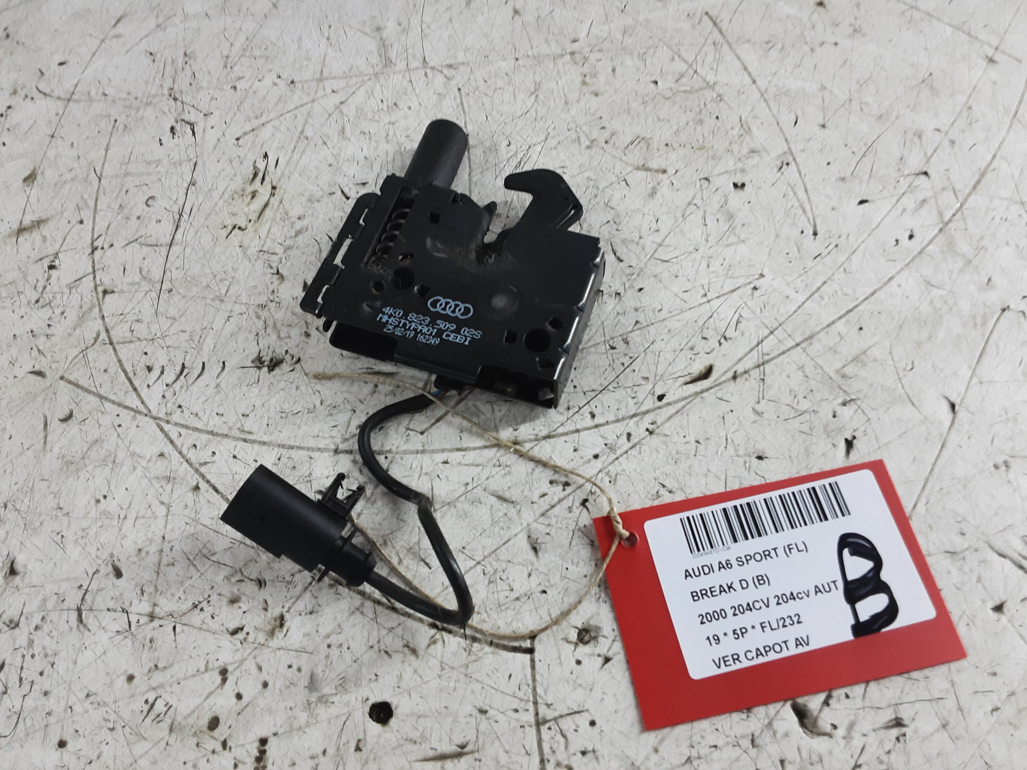 DRUKVEER MOTORKAP Audi A6 6/18+