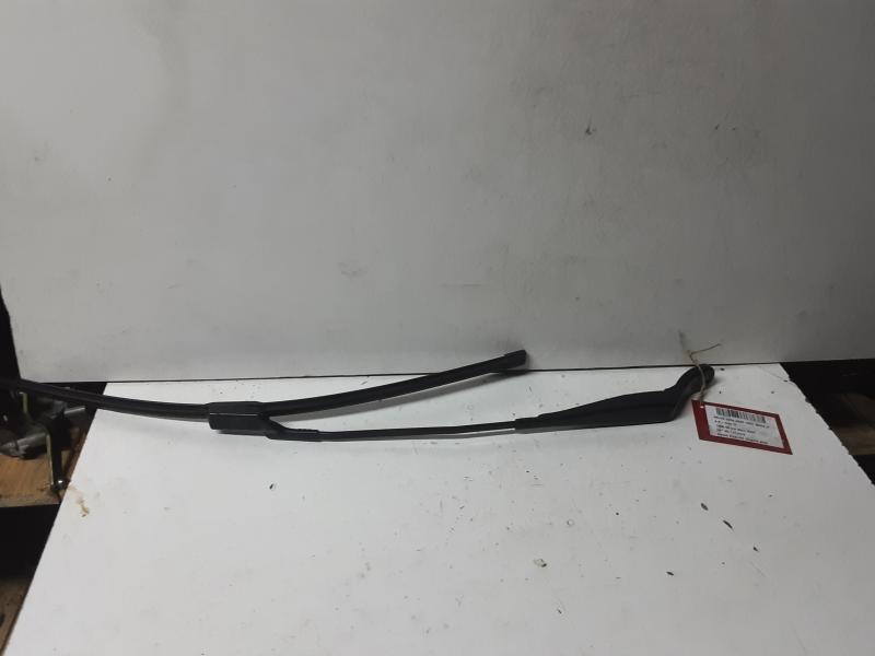 SCHEIBENWISCHERARM LINKS VORNE Peugeot 2008 (1) FaceLift 4/16 - 8/19