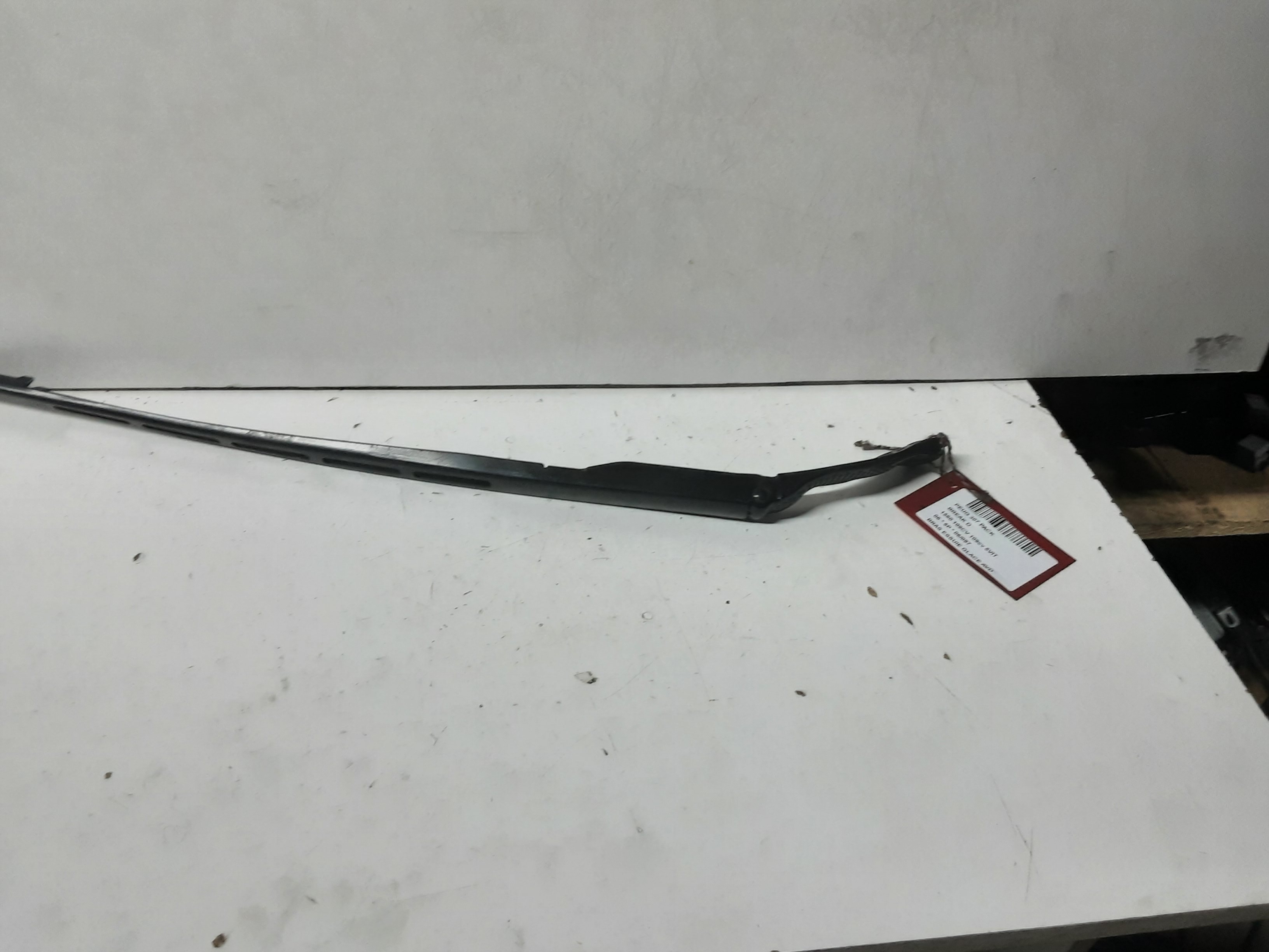 RUITENWISSERARM RECHTS VOOR Peugeot 307 7/05 - 08