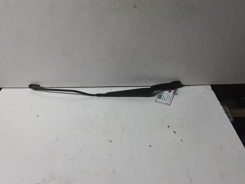 BRAS D'ESSUIE-GLACE AVANT GAUCHE Peugeot 206 - 2/09