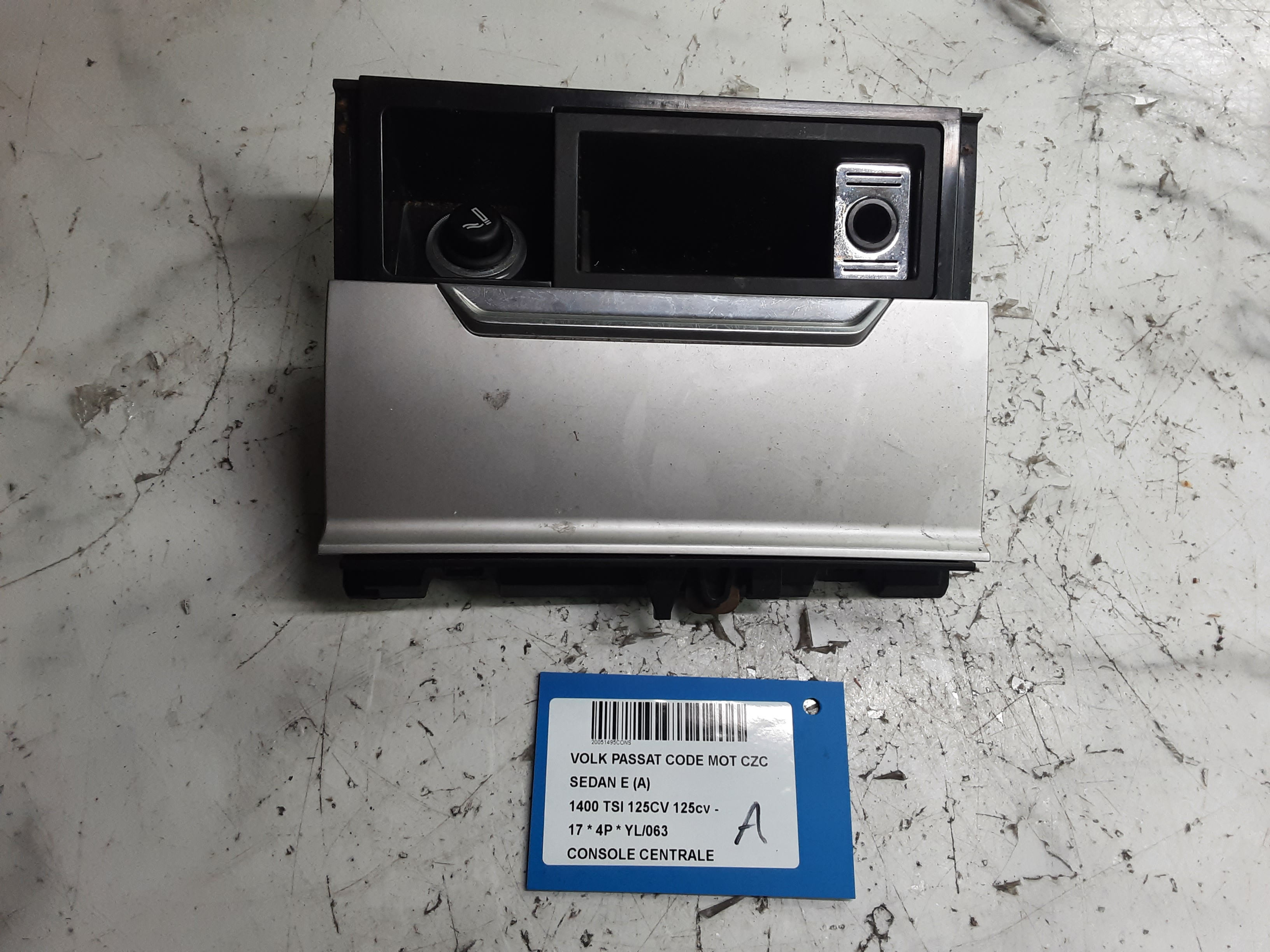 CONSOLE CENTRALE Vw PASSAT 11/14 - 19
