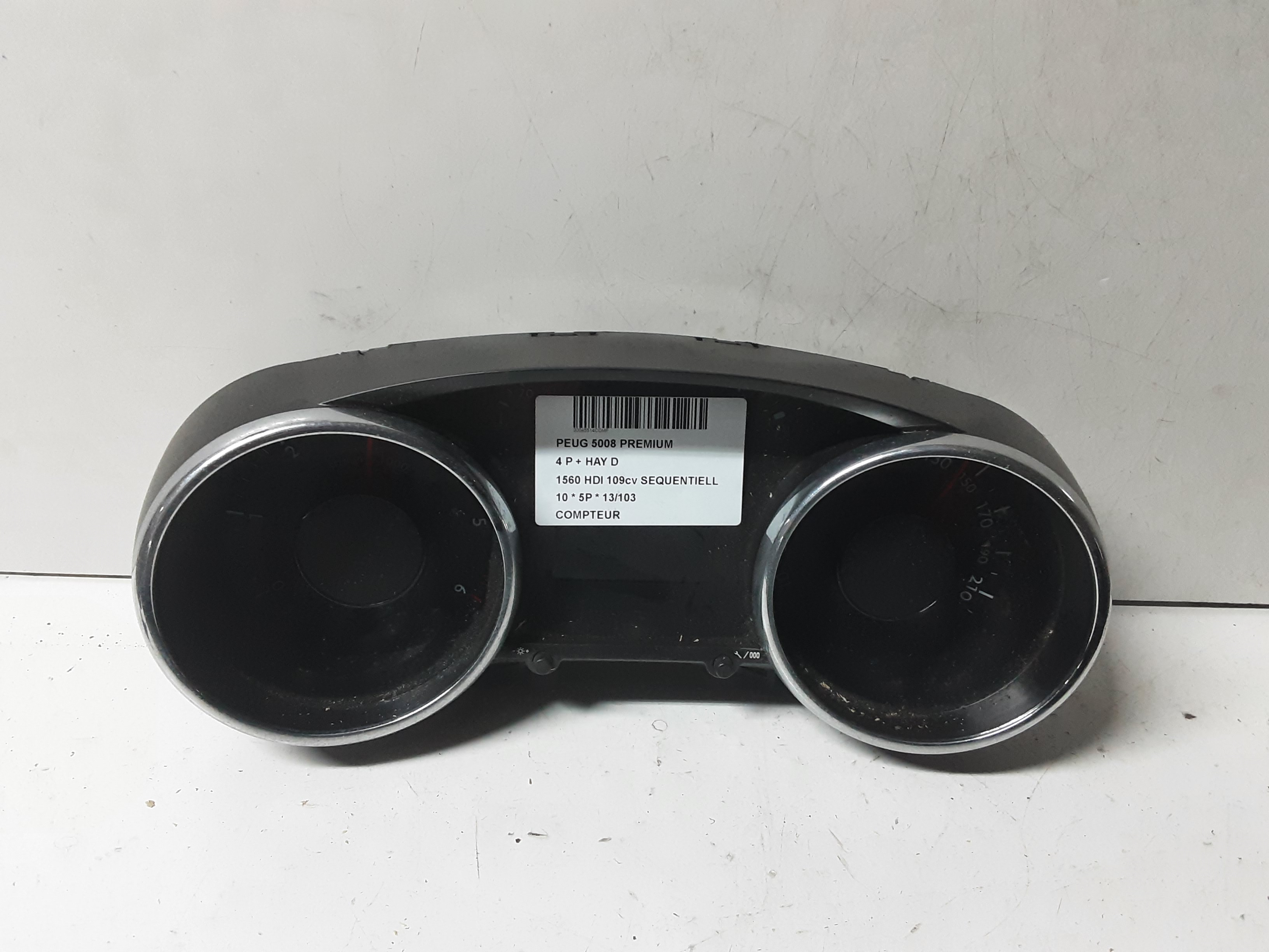 COMPTEUR Peugeot 5008 9/09 - 17