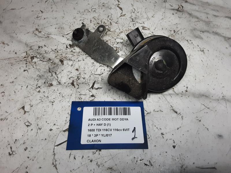 CLAXON Audi A3 3,5D 7/16 - 20