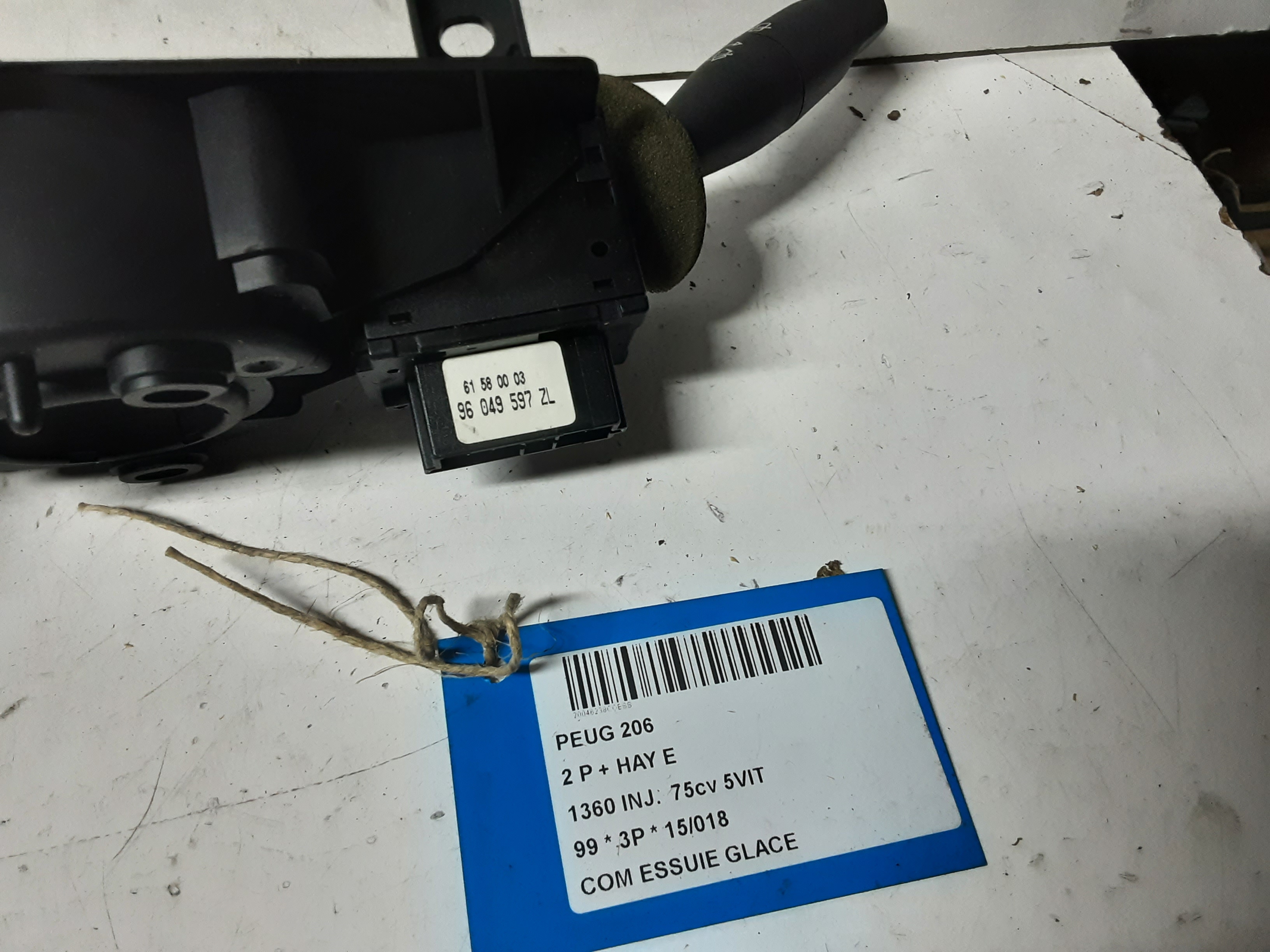 WINDSHIELD WIPER SWITCH Peugeot 206 - 2/09