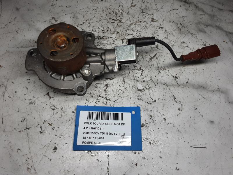 POMPE A EAU Vw TOURAN 09/15+