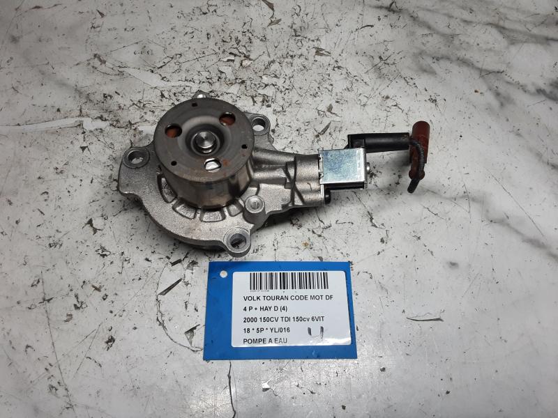 POMPE A EAU Vw TOURAN 09/15+