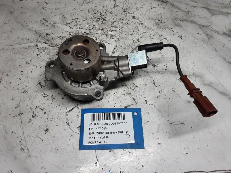 POMPE A EAU Vw TOURAN 09/15+