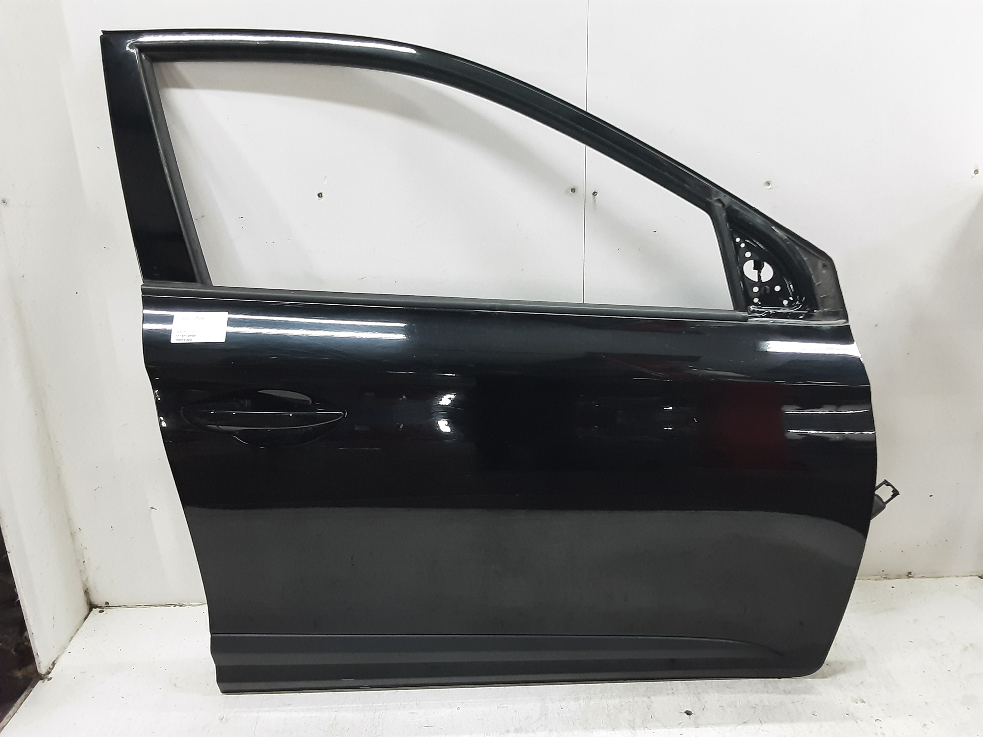 PORTE AVANT DROITE Hyundai I20 (3) 01/15 - 8/18