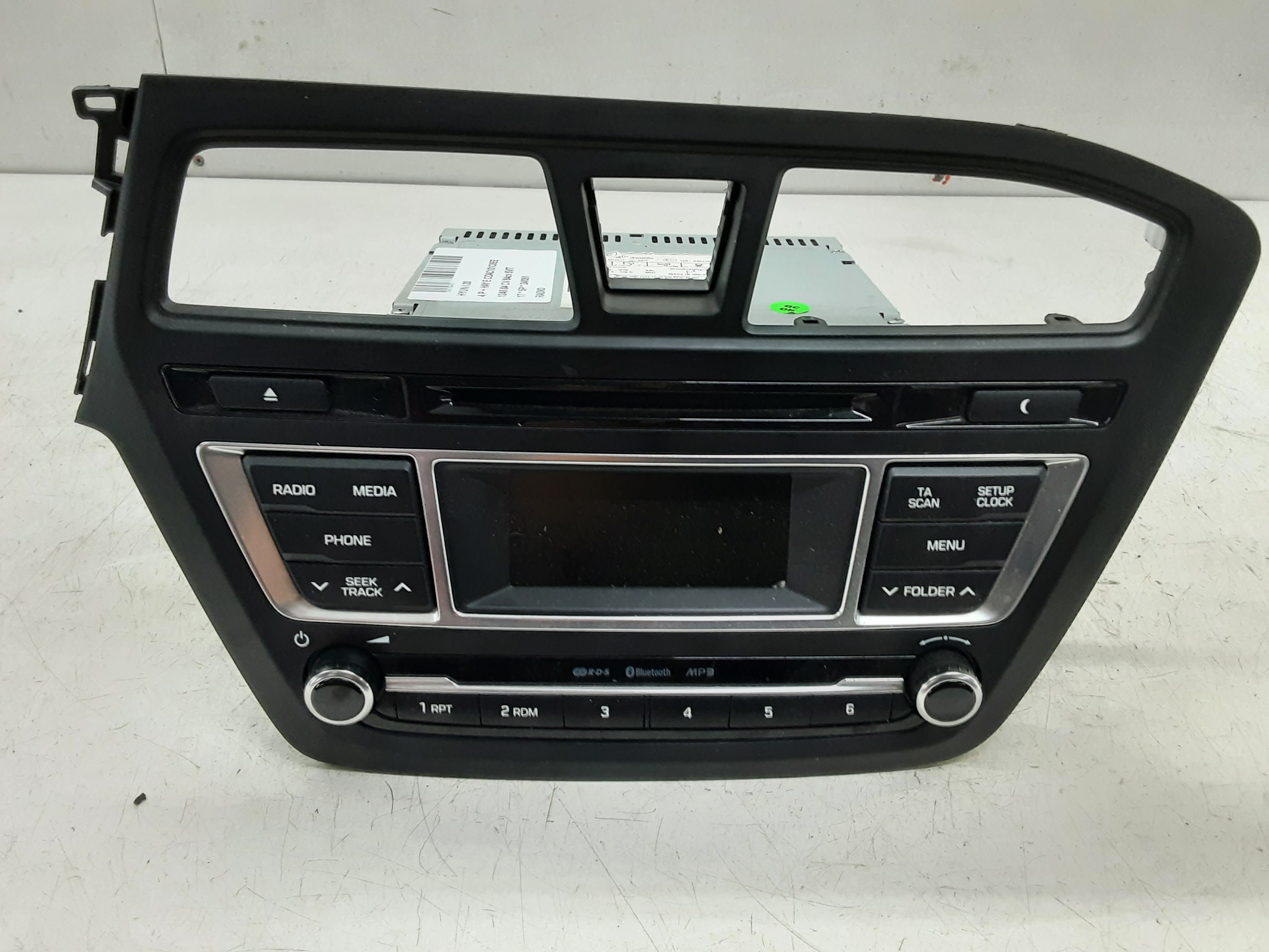 RADIO Hyundai I20 (3) 01/15 - 8/18