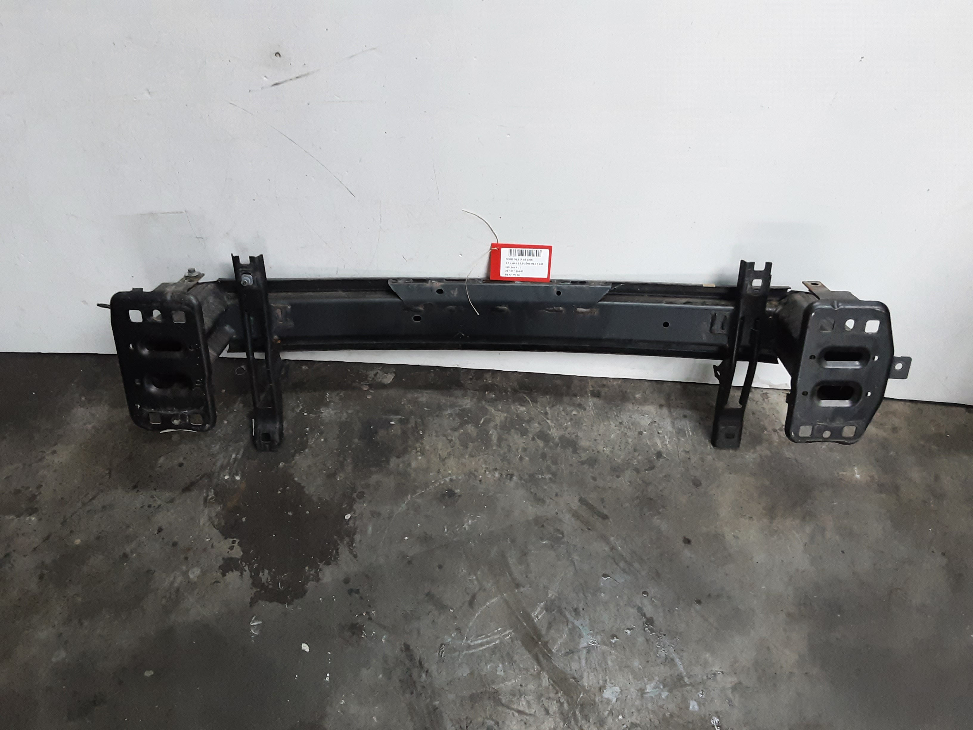 BUMPERBALK VOOR Ford FIESTA 5/17+