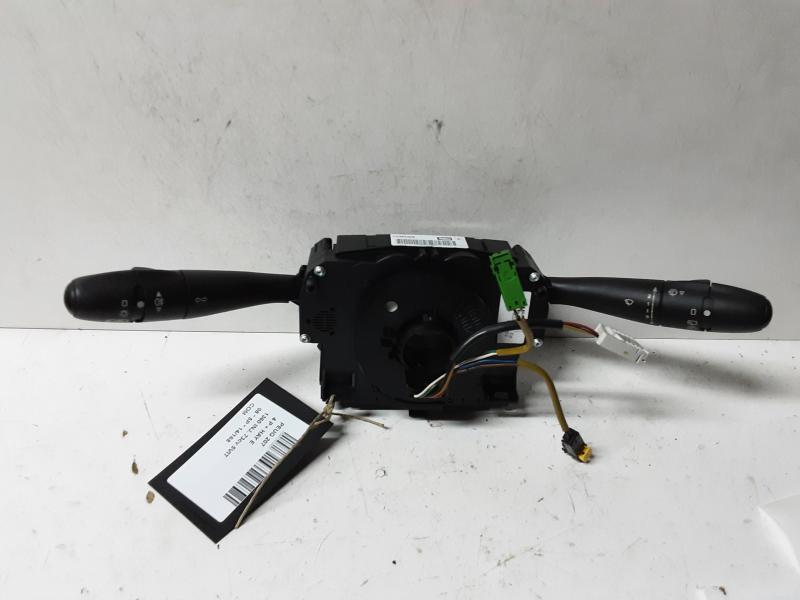 SCHAKELAAR Peugeot 207 2/06 > 15