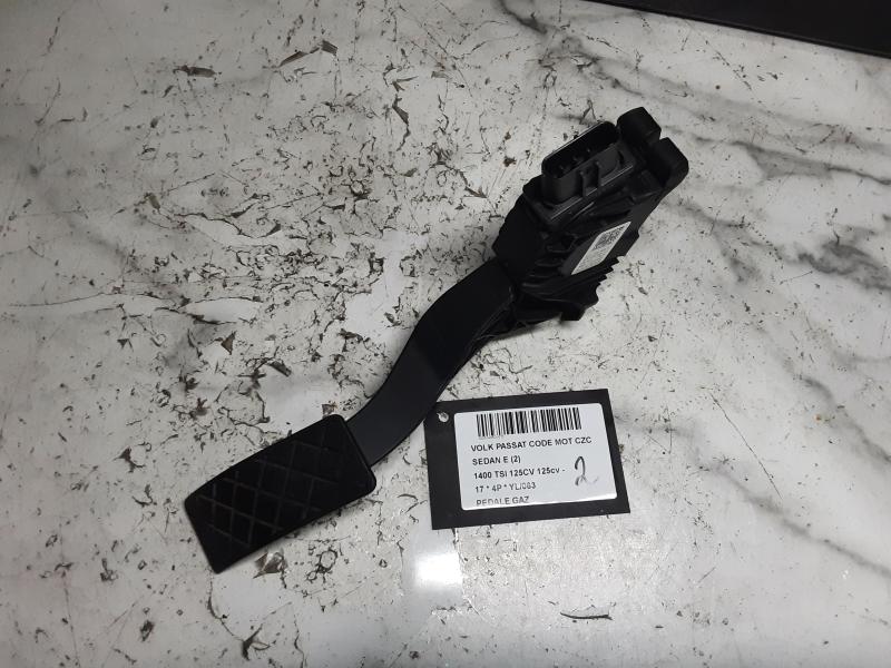 PEDALE DE GAZ Vw PASSAT 11/14 - 19