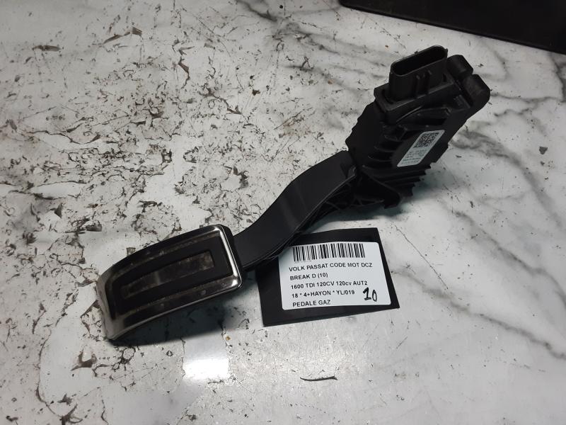 PEDALE DE GAZ Vw PASSAT 11/14 - 19