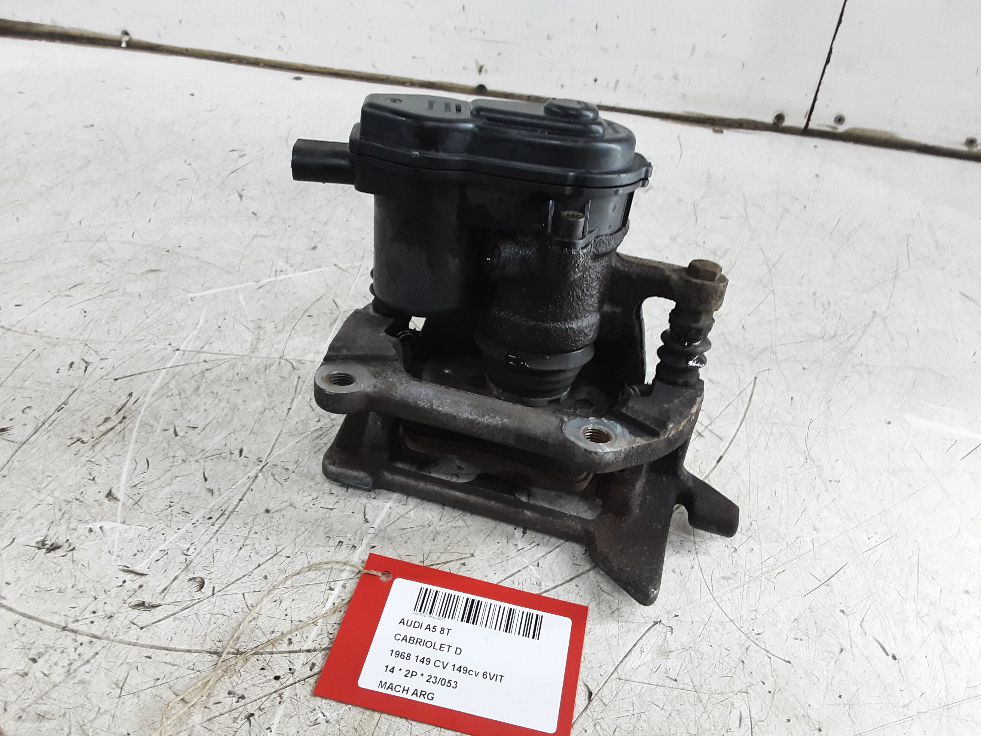 REMKLAUW ACHTER LINKS Audi A5 CABRIO 8/11 - 12/16 REMKLAUW ACHTER LINKS Audi A5 CABRIO 8/11 - 12/16