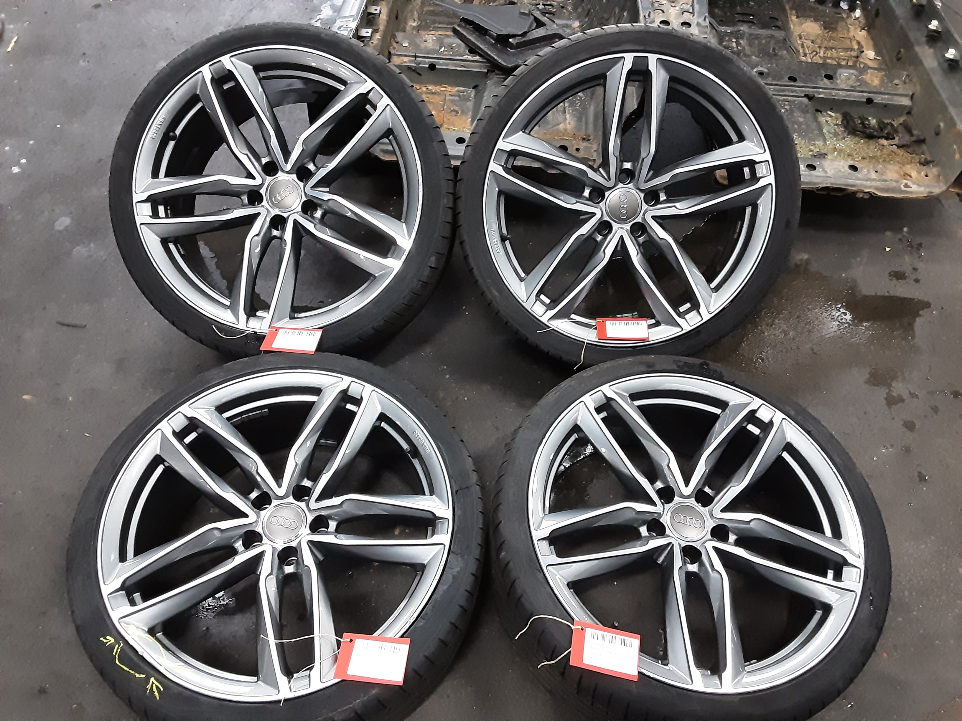 JANTE Audi A5 CABRIO 8/11 - 12/16 JANTE Audi A5 CABRIO 8/11 - 12/16