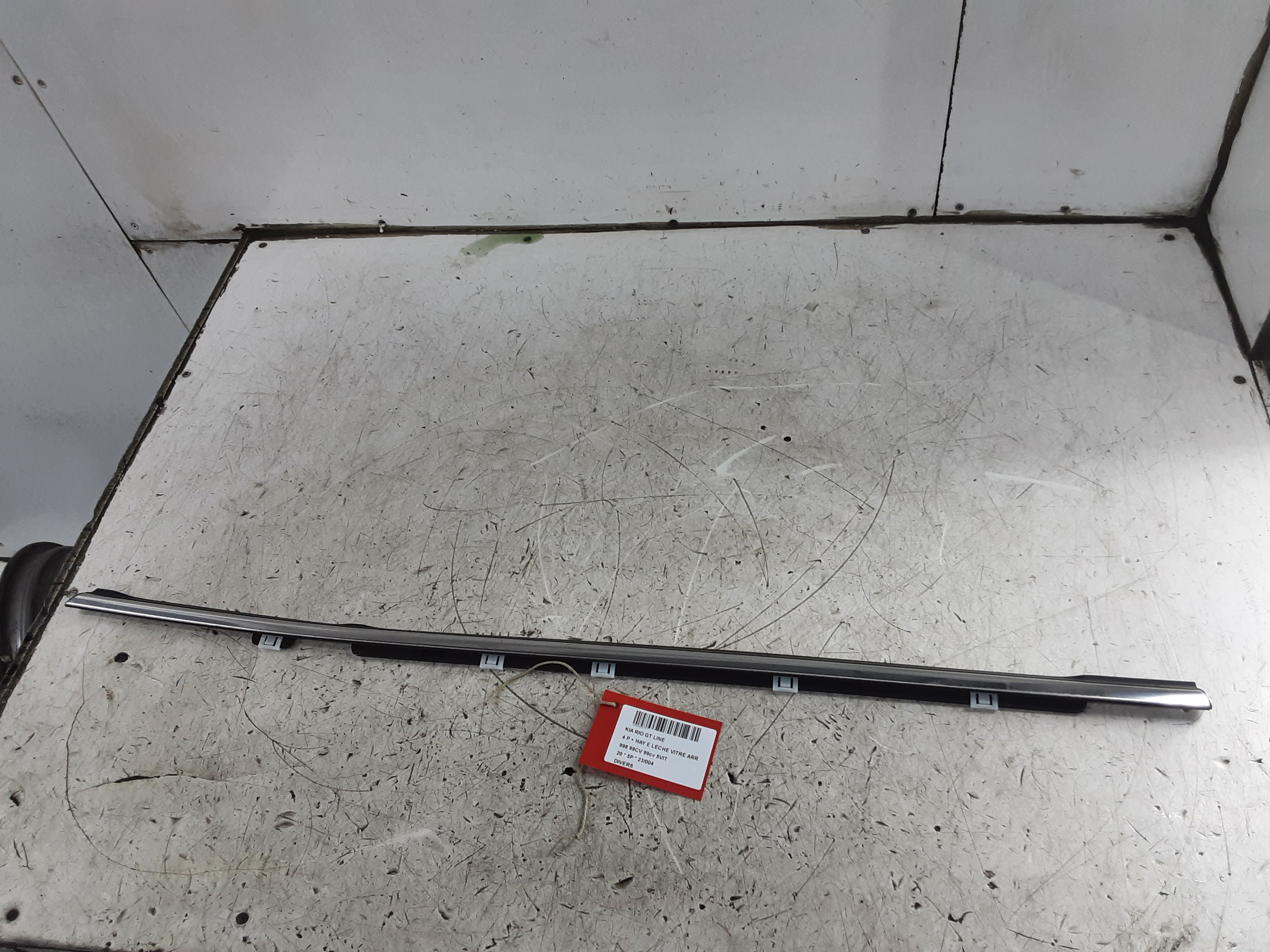 DIVERS Kia RIO 01/17+