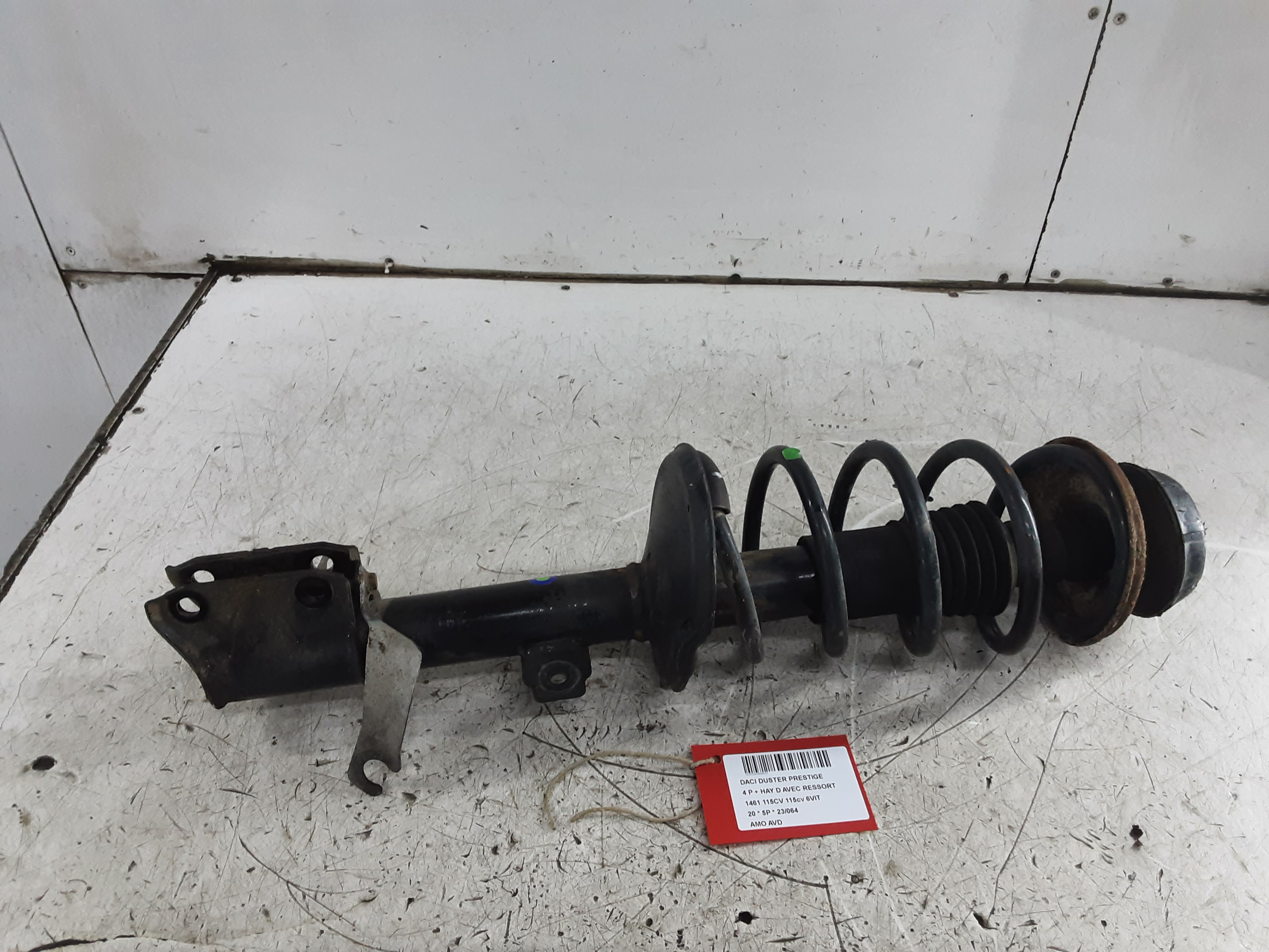 AMORTISSEUR AVANT DROIT Dacia DUSTER 1/18+