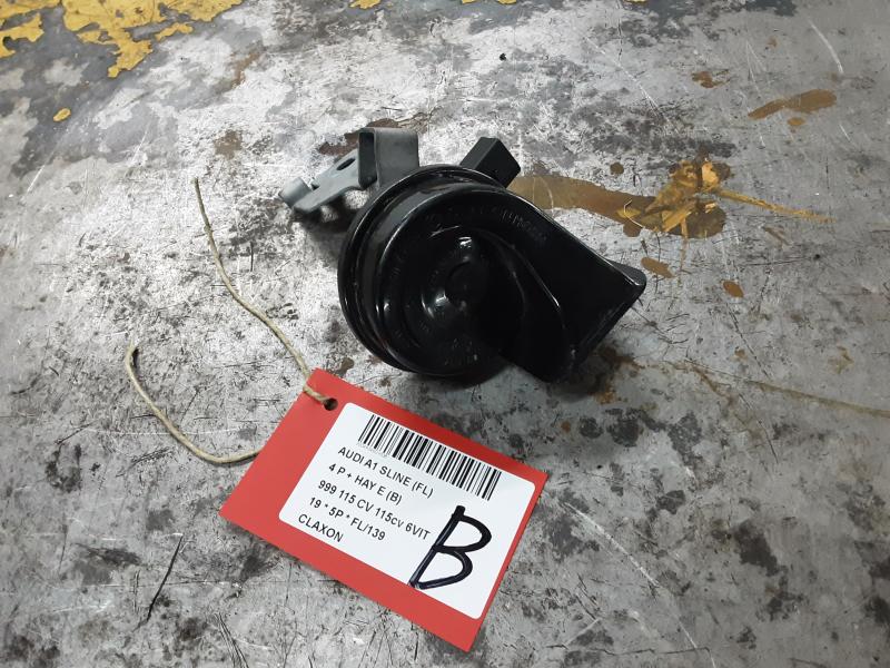 HORN Audi A1 12/18+