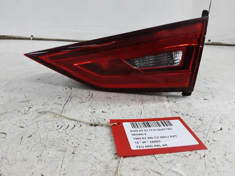 LICHT DEKSEL RECHTS Audi A3 4D 5/13 - 16