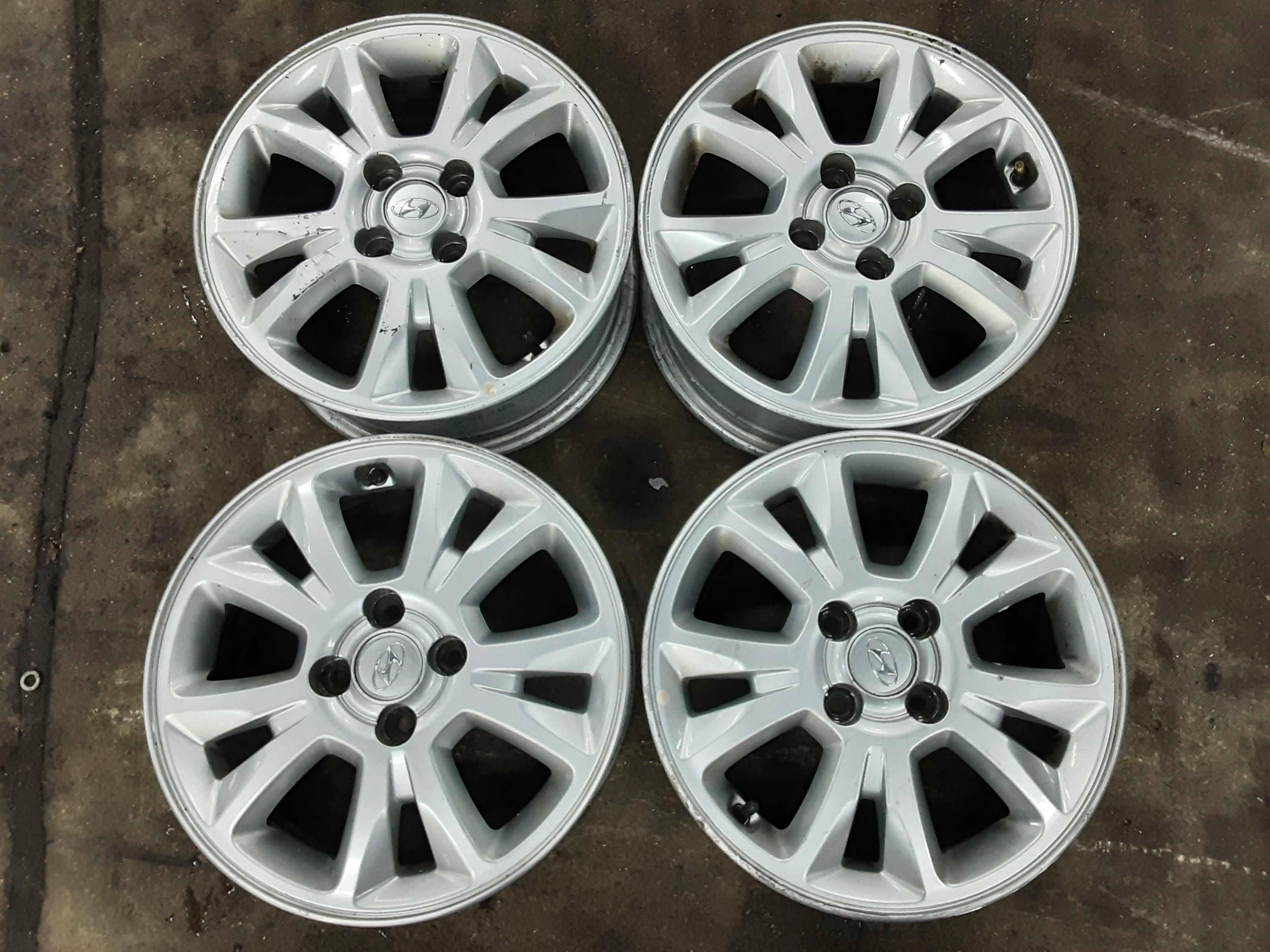 VELGEN Hyundai I20 (3) 01/15 - 8/18