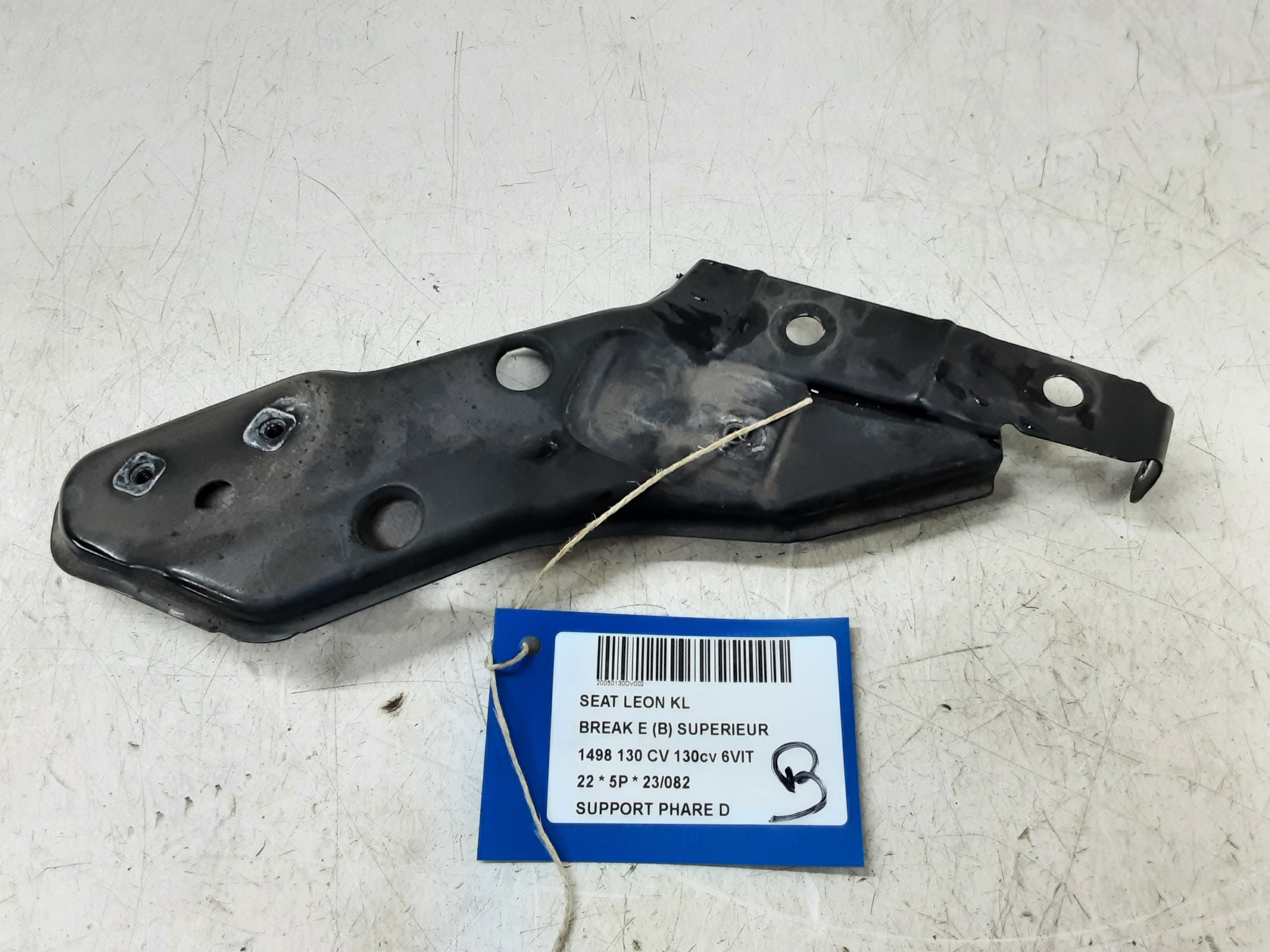 STEUN KOPLICHT RECHTS Seat LEON (4) (KL1/KL8) 5/20 +