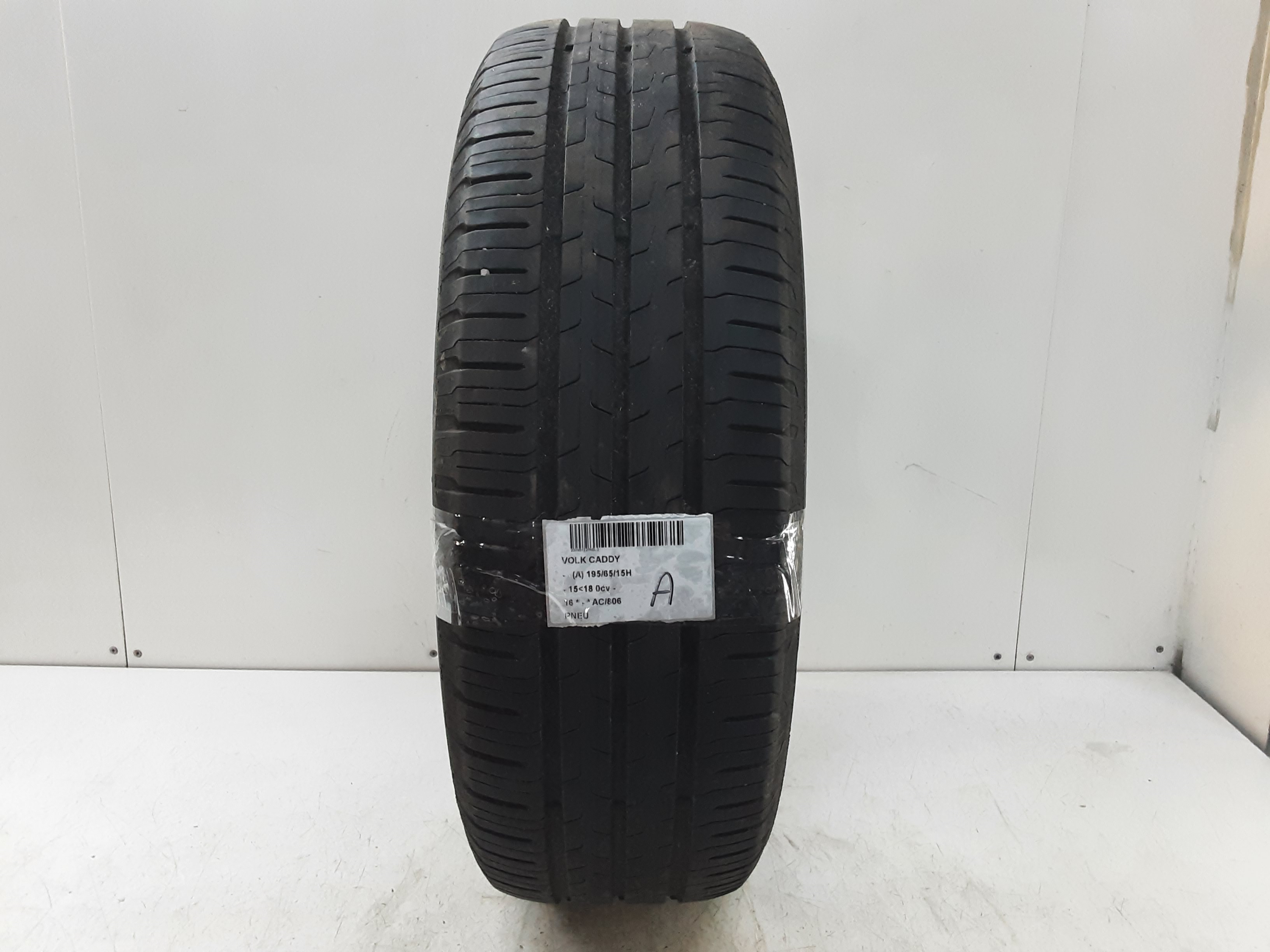 PNEU Vw CADDY 05/15 - 20