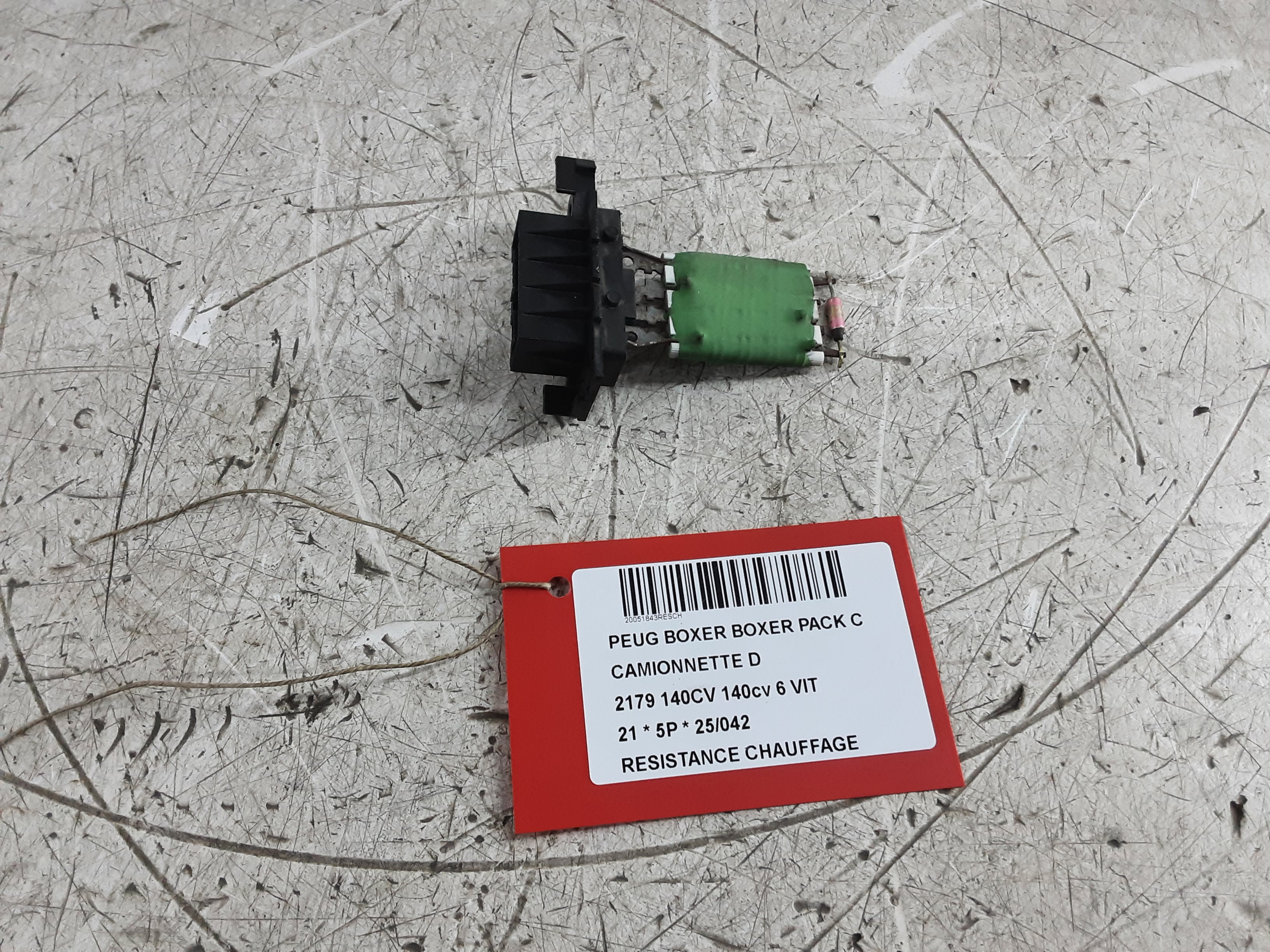 KACHELWEERSTAND Peugeot BOXER 14+