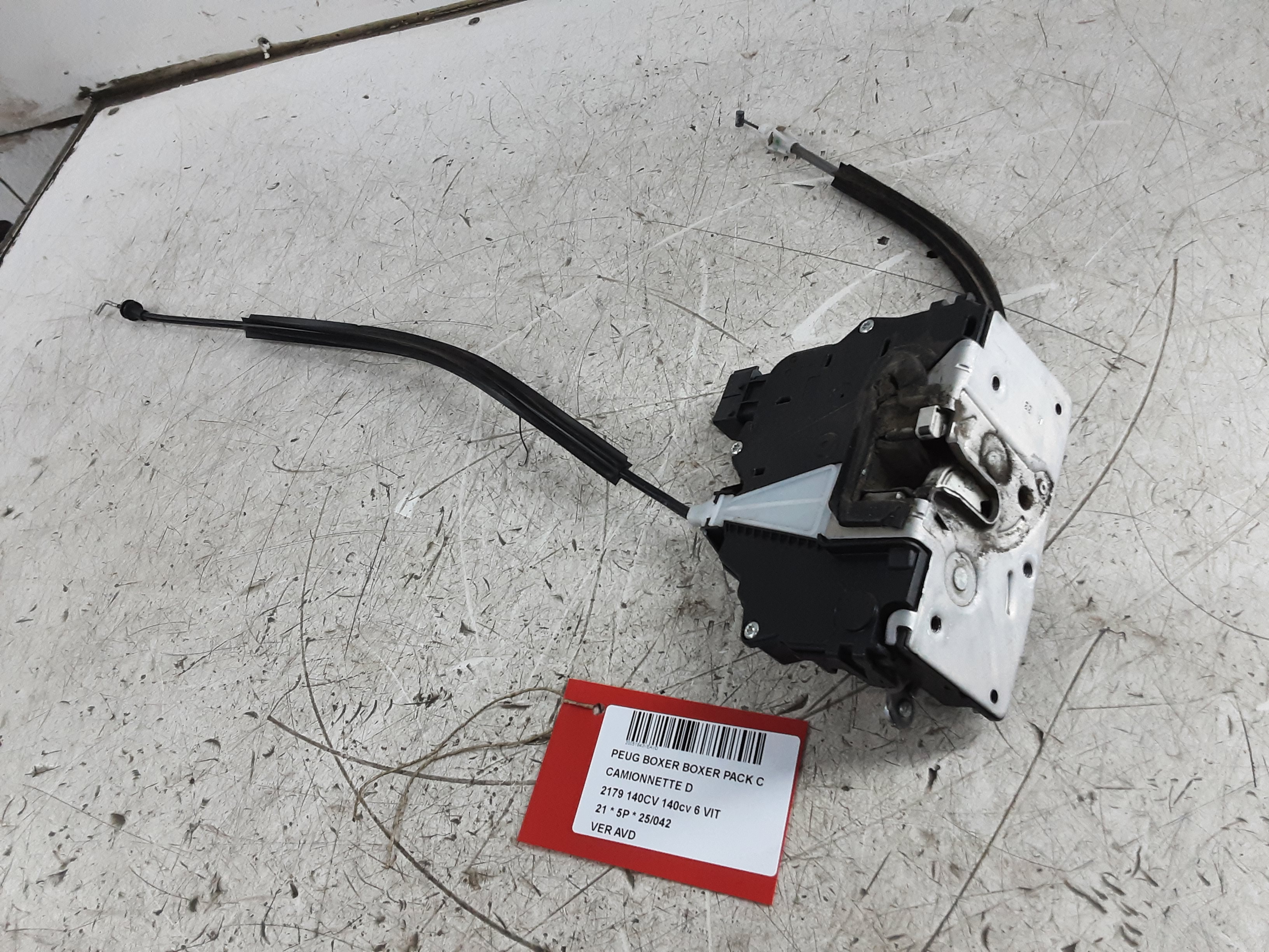 VERGRENDELING VOOR RECHTS Peugeot BOXER 14+