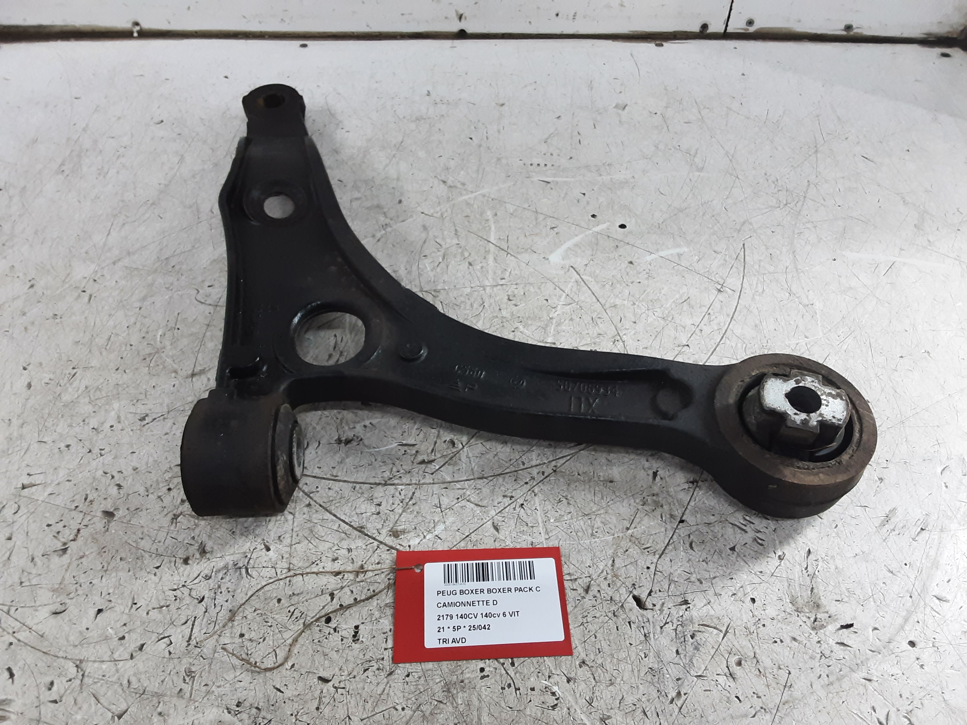 TRIANGLE AVANT DROIT Peugeot BOXER 14+