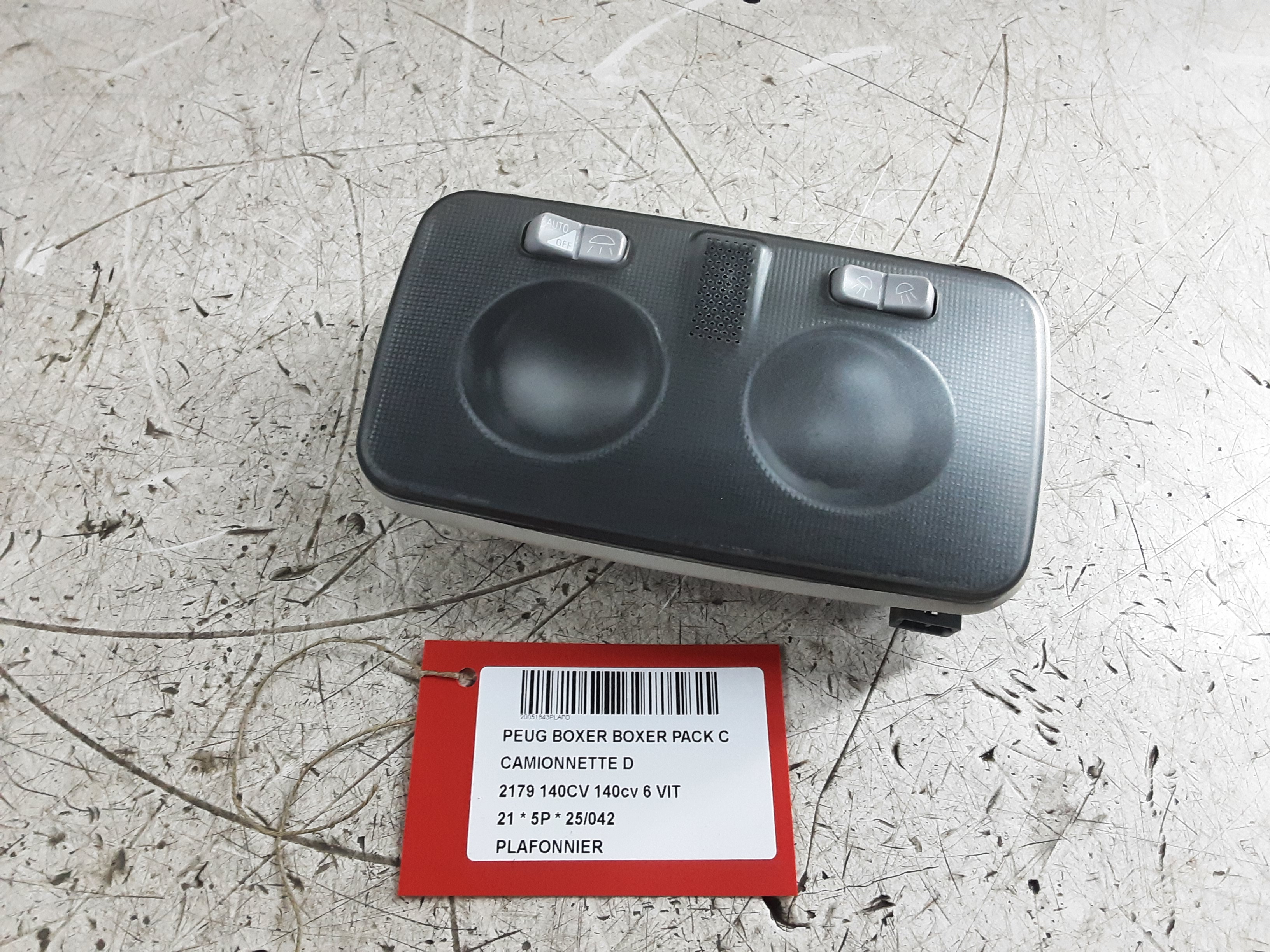 PLAFONNIER Peugeot BOXER 14+