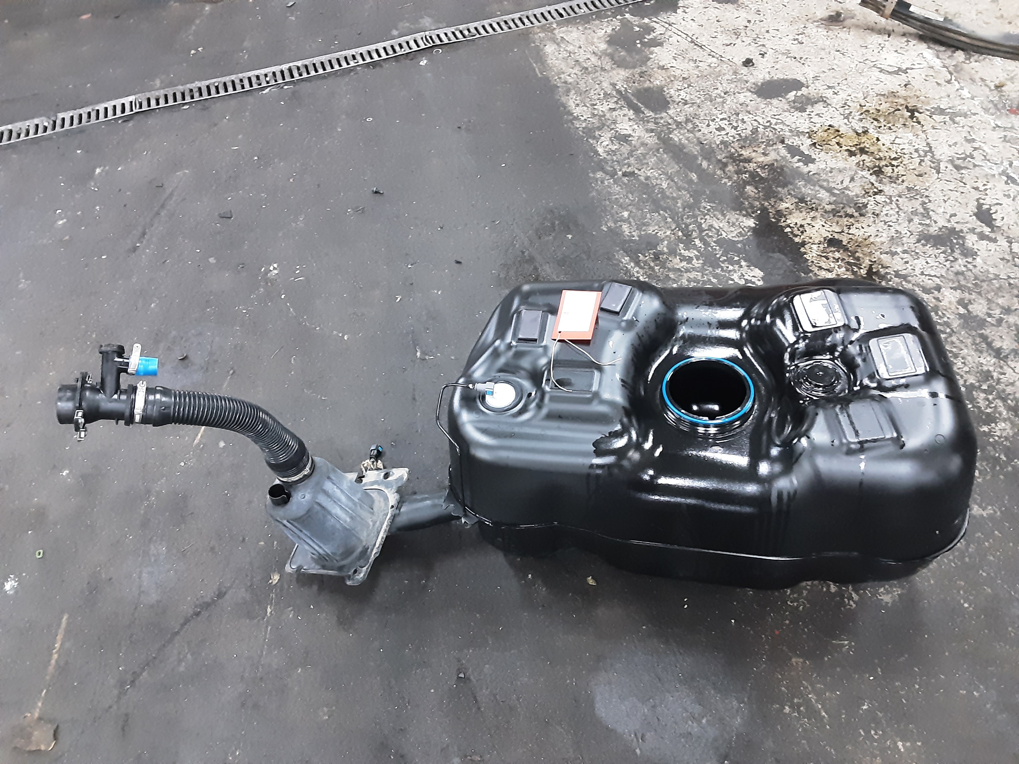 BRANDSTOFTANK DIELES Peugeot BOXER 14+