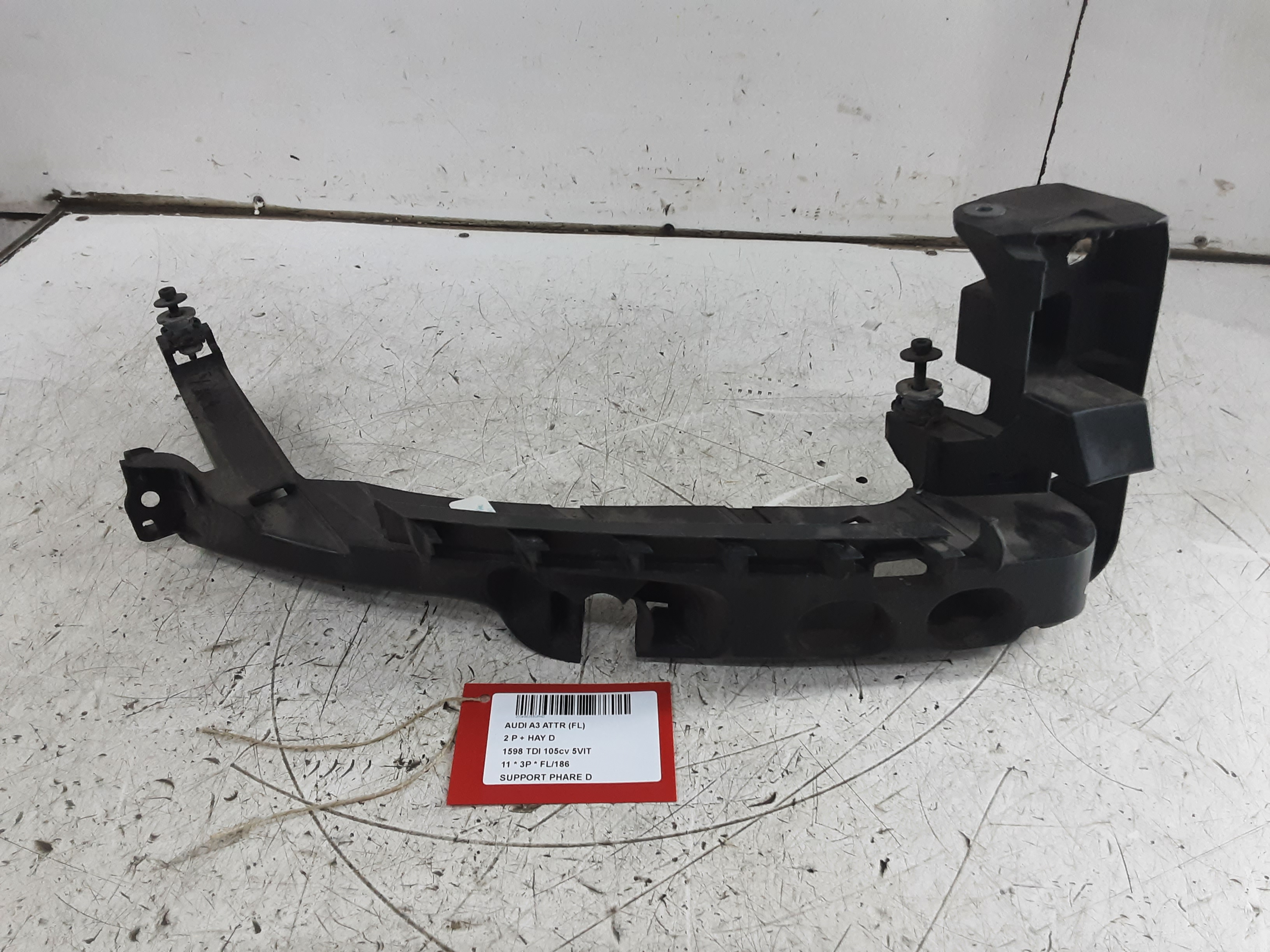 STEUN KOPLICHT RECHTS Audi A3 8/08 - 12