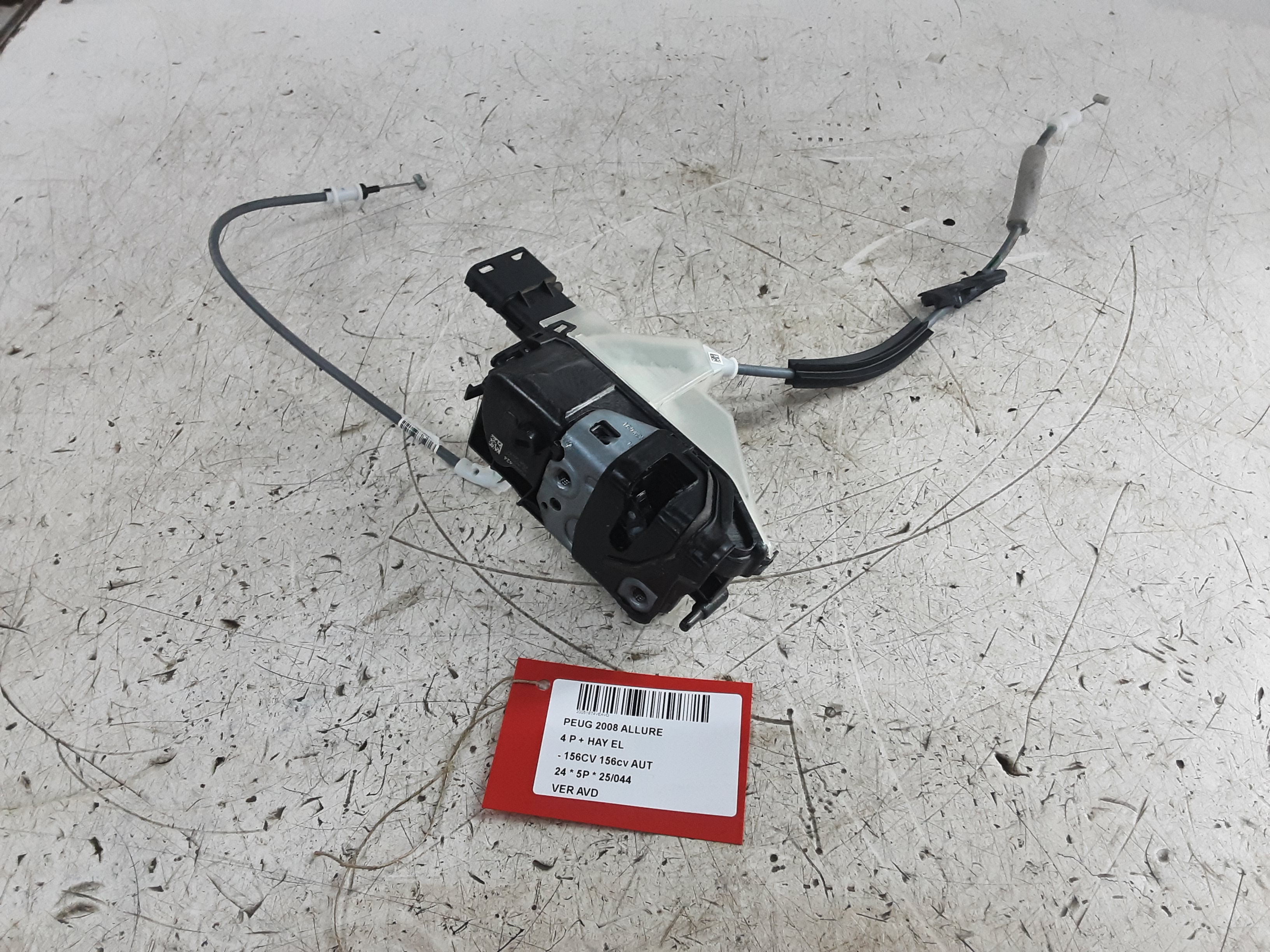 VERROUILLAGE DE PORTE AVANT DROITE Peugeot 2008 (2) FaceLift 5/23+