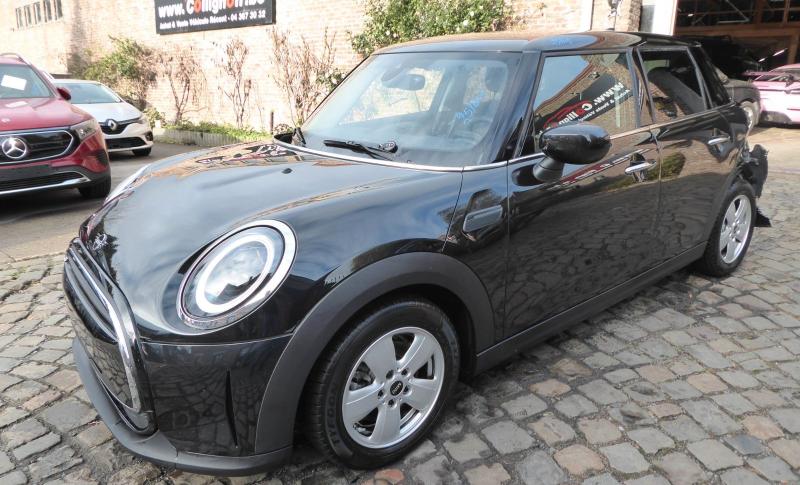 Mini COOPER Mini 5-trg. Cooper Essential Trim