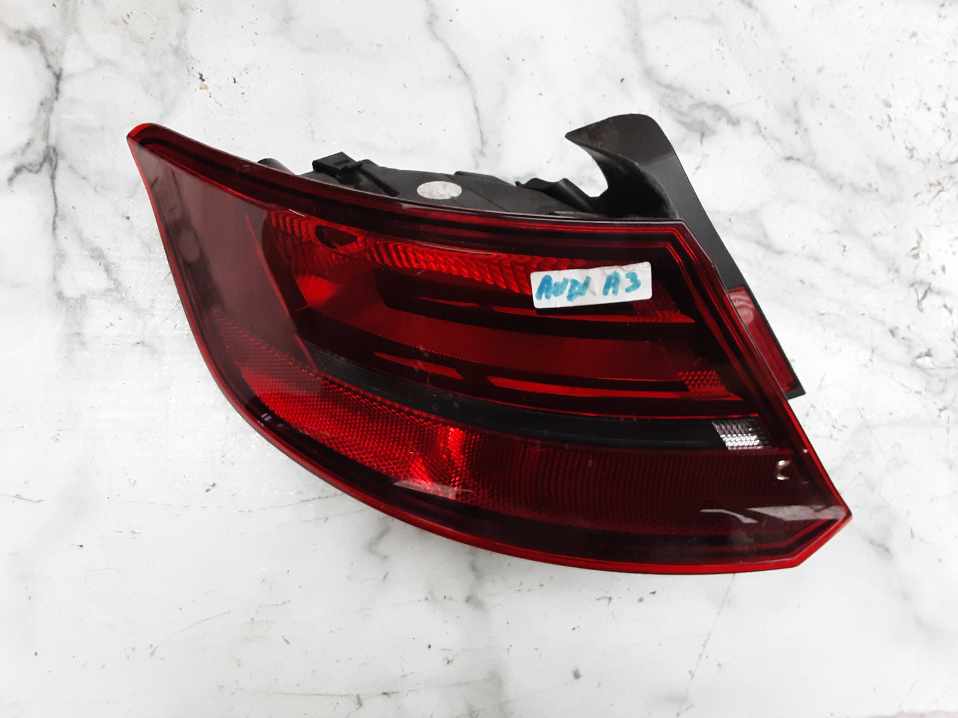 ACHTERLICHT LINKS Audi A3 3,5D 9/12 - 16