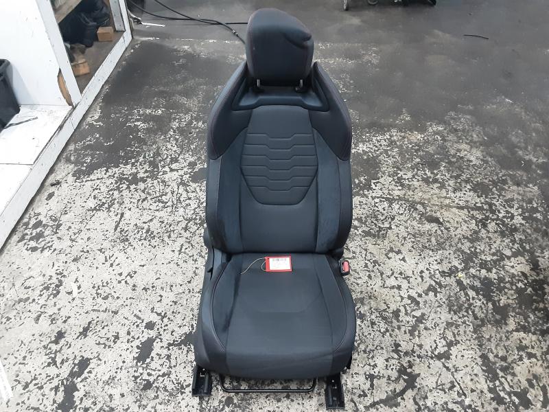 VORDERER RECHTER SITZ Toyota 