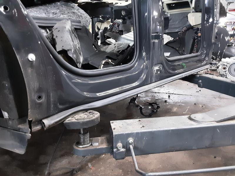 DREMPEL RECHTS Vw TIGUAN (4) 9/23+