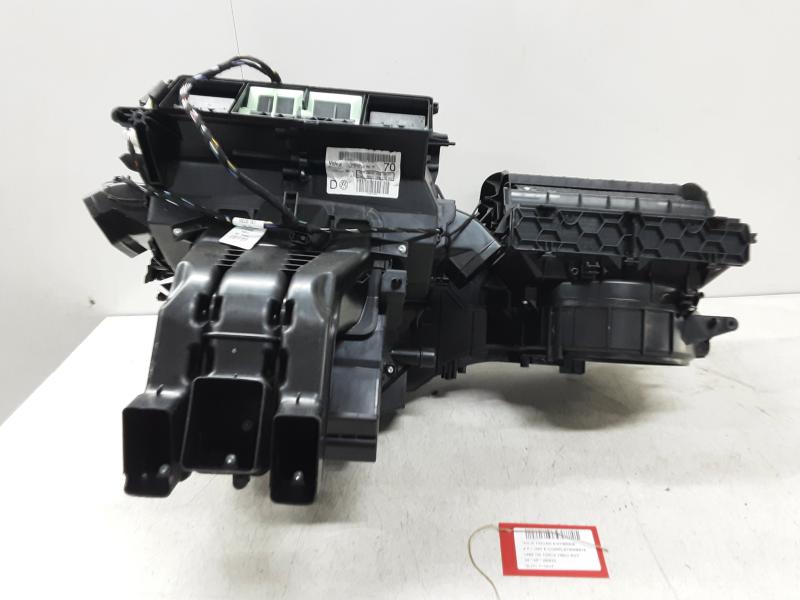 KACHELRADIATOR Vw TIGUAN (4) 9/23+