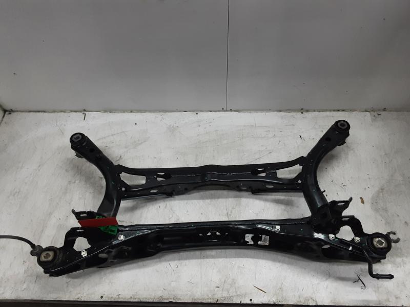 TRAVERSE ARRIERE Vw TIGUAN (4) 9/23+