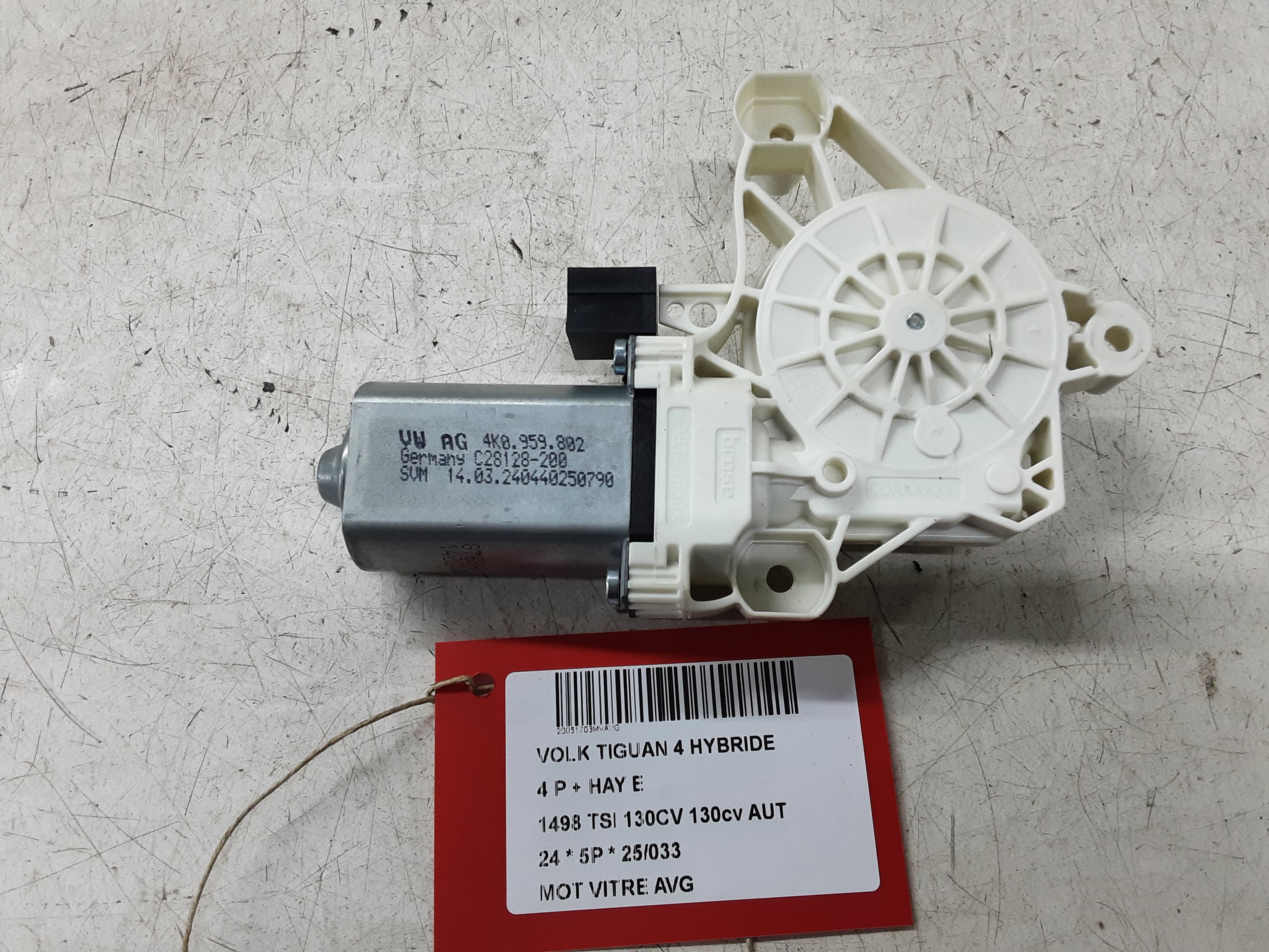 MOTEUR DE VITRE DE PORTE AVANT GAUCHE