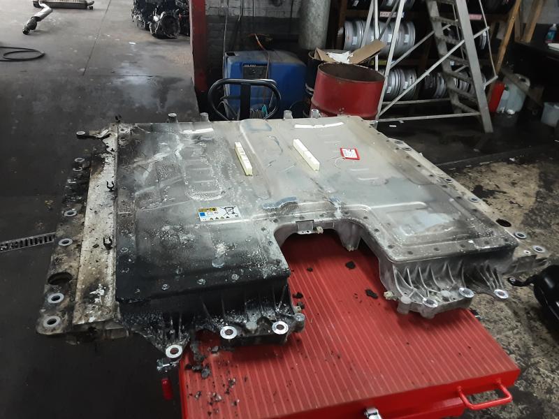 AKKY HYBRID Bmw X1 U11 7/22+