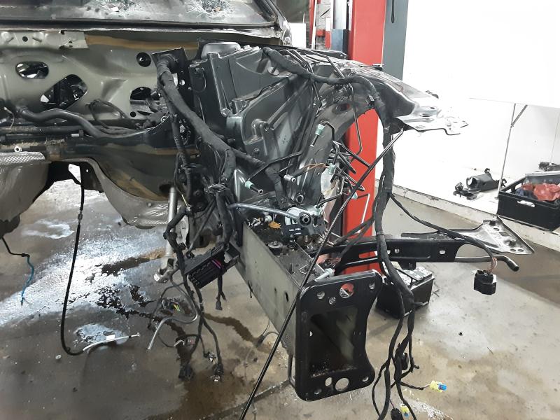 BINNENSPATBORD VOOR LINKS Audi A4 09/19 - 25