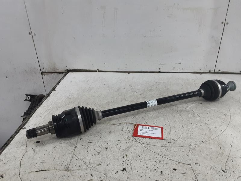 AANDRIJFAS ACHTER RECHTS Bmw X1 U11 7/22+