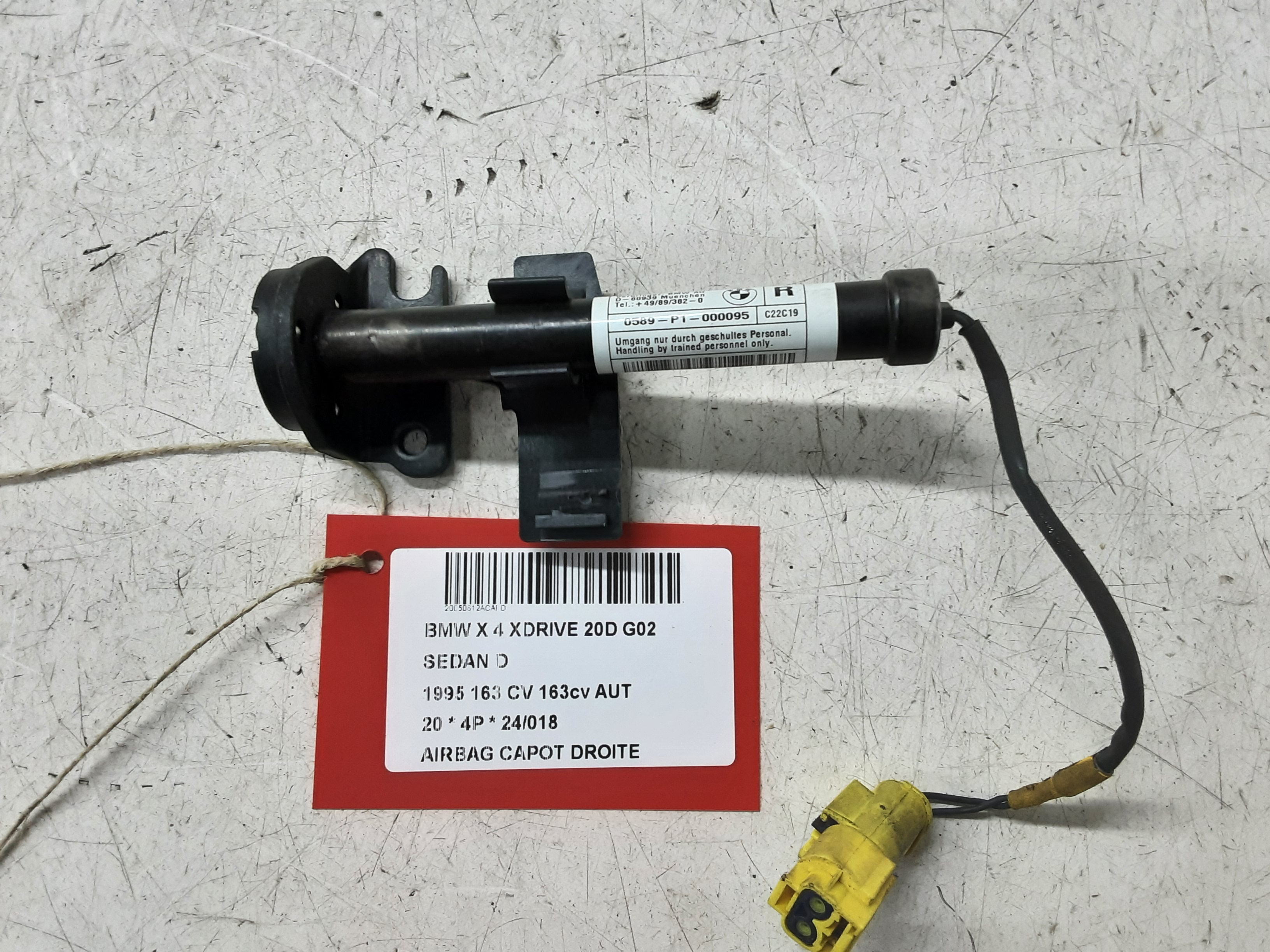 AIRBAG MOTORKAP RECHTS