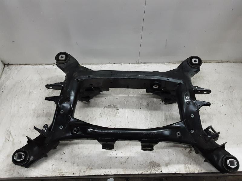 TRAVERSE ARRIERE Bmw X4 G02 04/18+