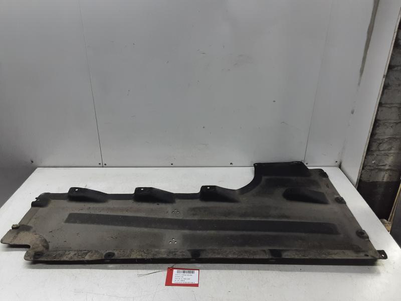 PLASTIEKE BESCHERMPLAAT ONDER AUTO LINKS Bmw X4 G02 04/18+
