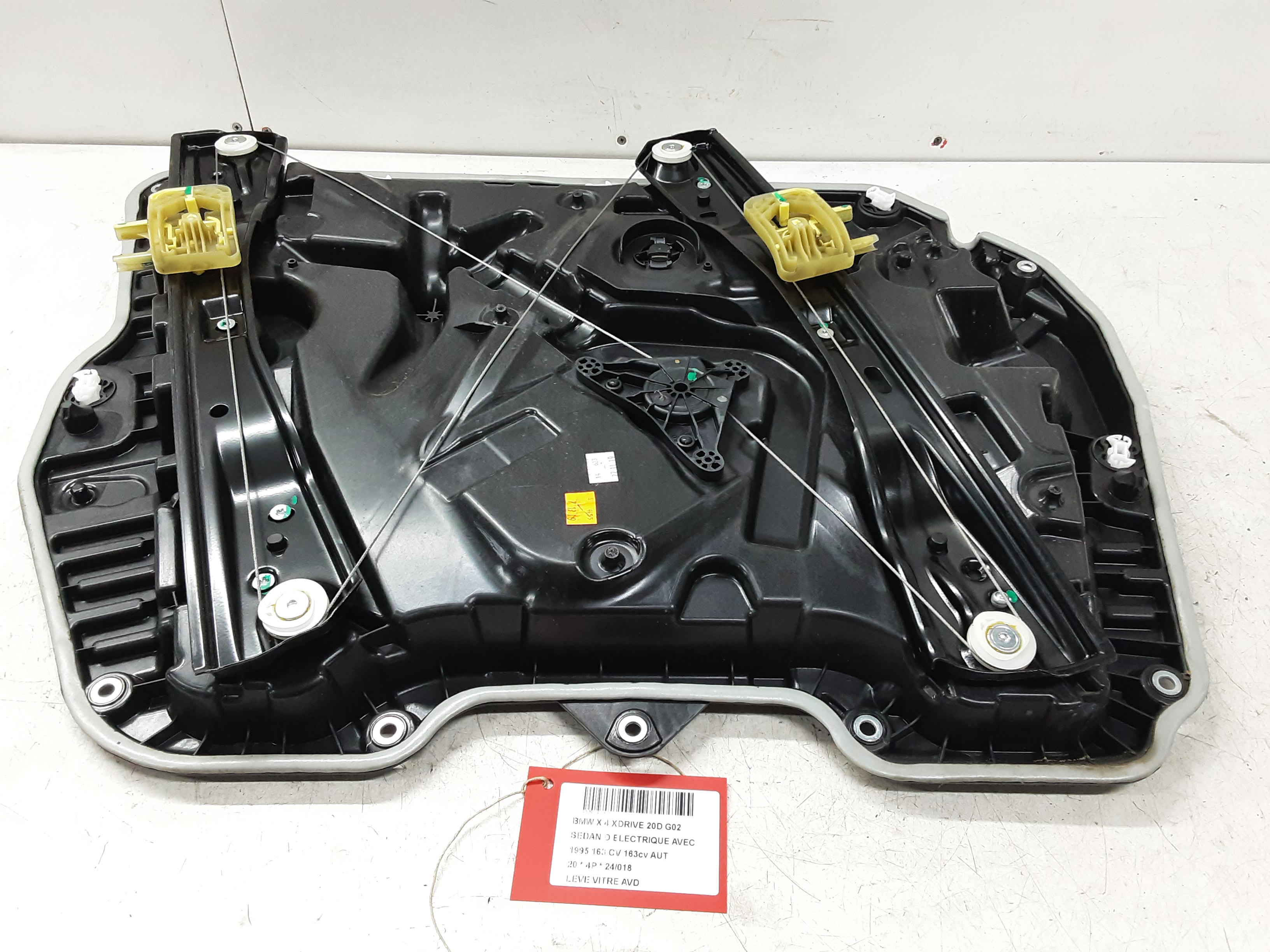 FRONT RIGHT WINDOW DOOR MECHANISM
