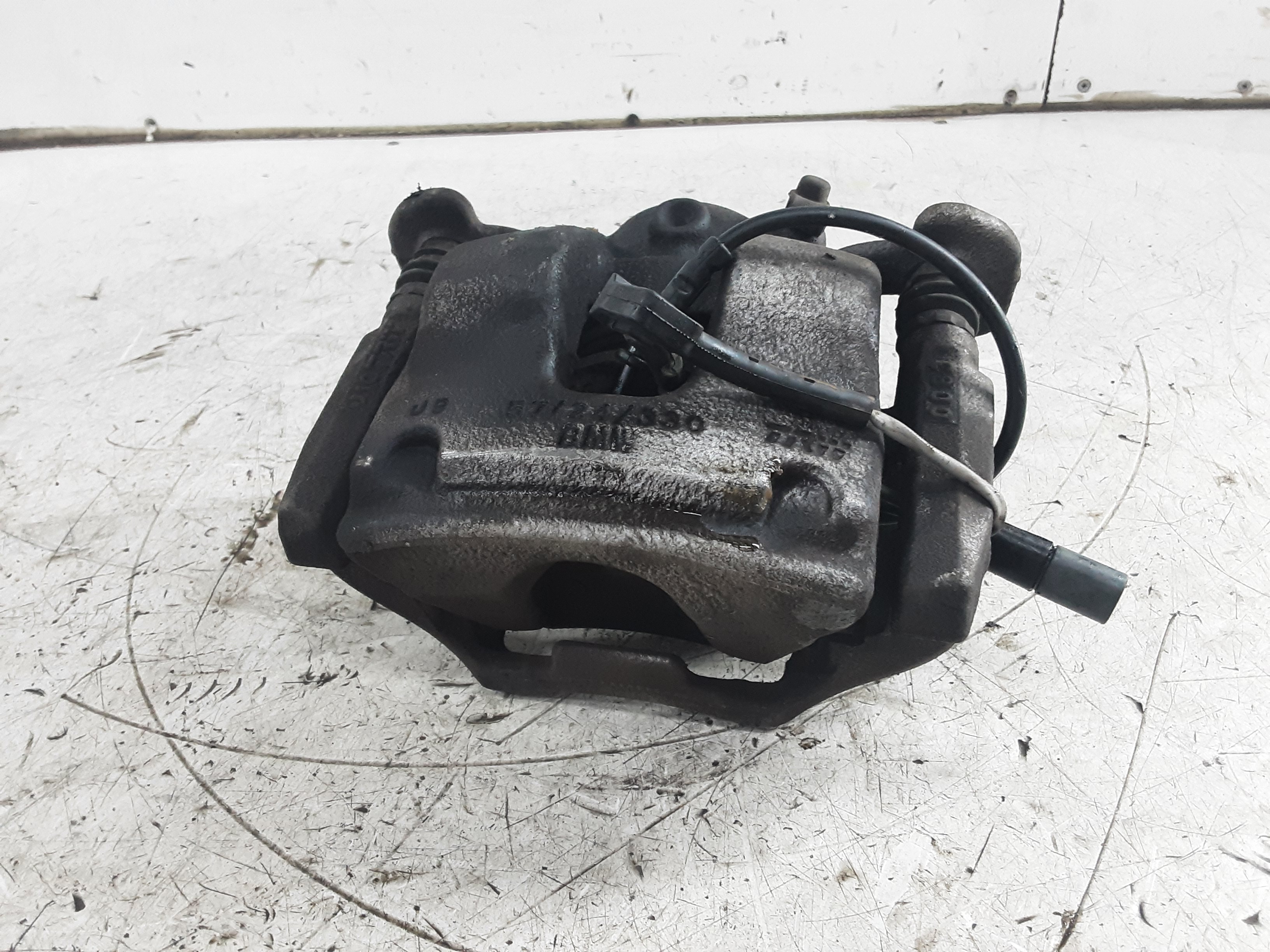 MACHOIRE AVANT GAUCHE