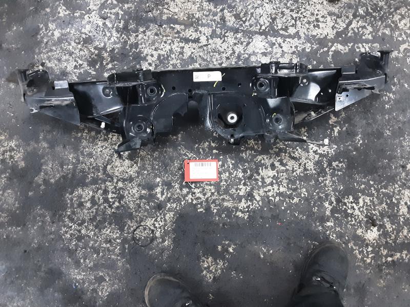 TRAVERSE ARRIERE Bmw 